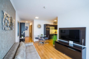 MyFlat Club 218 Gold7 Wellness Apartment, Siofok
